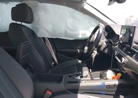 2020 Audi A4 Premium z USA, uszkodzony, nr VIN WAUGMAF45LA064209